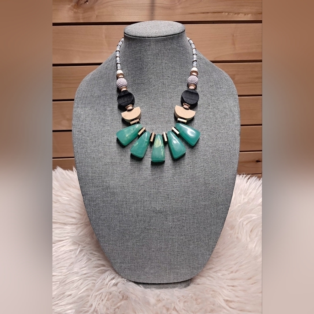 Anthropologie Turquoise and Gold Statement Necklace